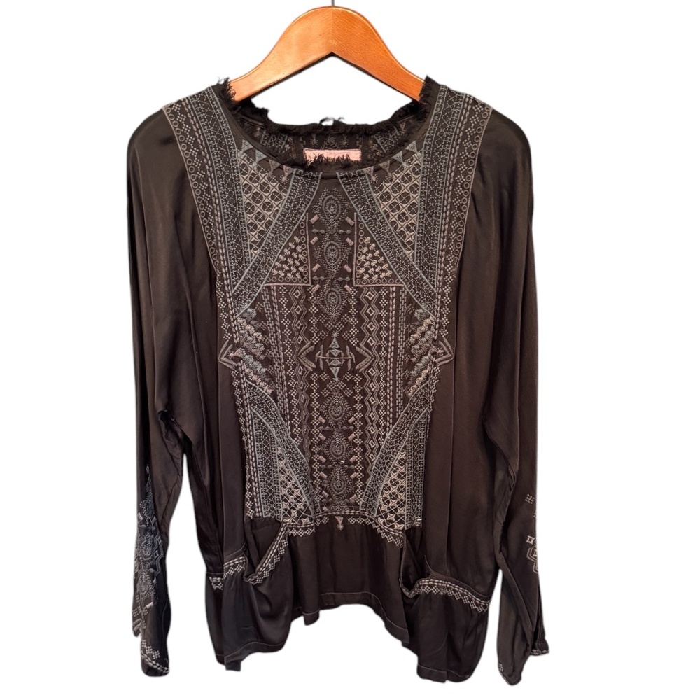 Women's, Johnny Was Embroidered Top.  Size: L Color: Black/Gray